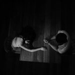 Πώς να σταματήσετε να τρέχετε στον κύκλο "έλξης-απόρριψης": αν η απόσταση σε μια σχέση έχει γίνει η κύρια ασχολία σας unnamed-file.jpg